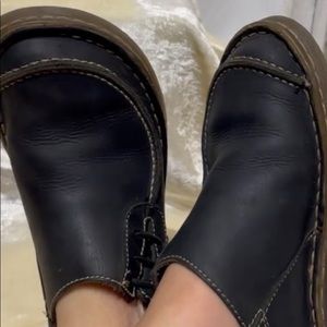 DOCS! Dr Marten’s are so well made, They fits size 7 me